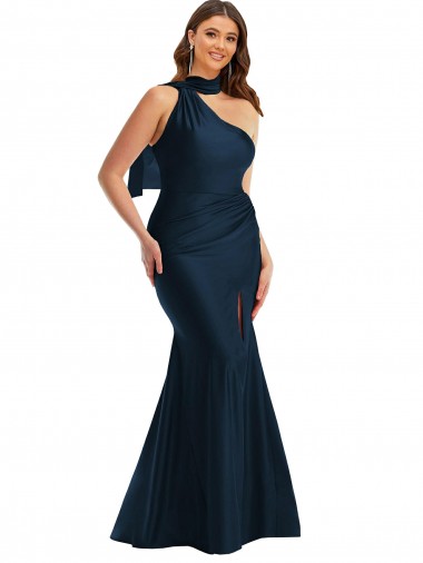 Cetim Sedoso Comprimento Chão Um Ombro Sereia Vestido de Madrinha / Vestido de Festa em Promoção
