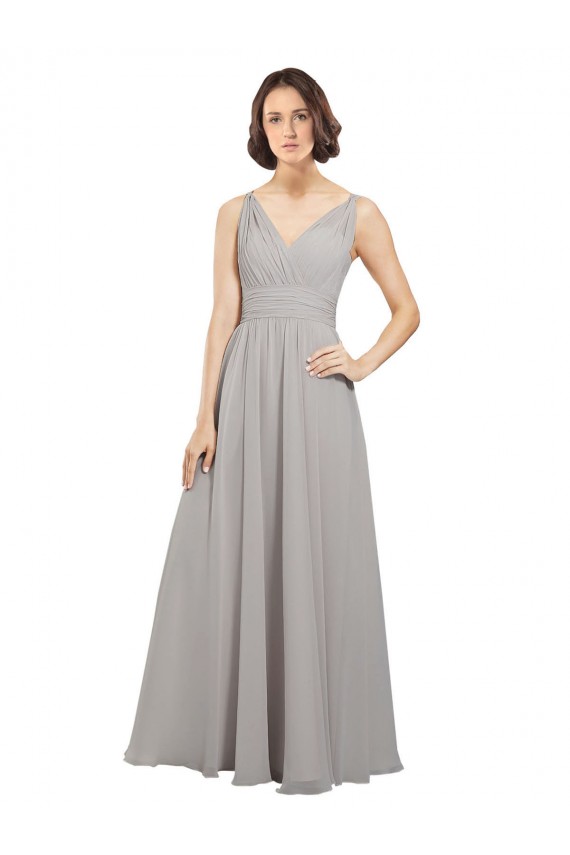 Chiffon Costas em V Comprimento Chão Decote V Linha A Longo Ostra Prata Vestido de Madrinha em Promoção