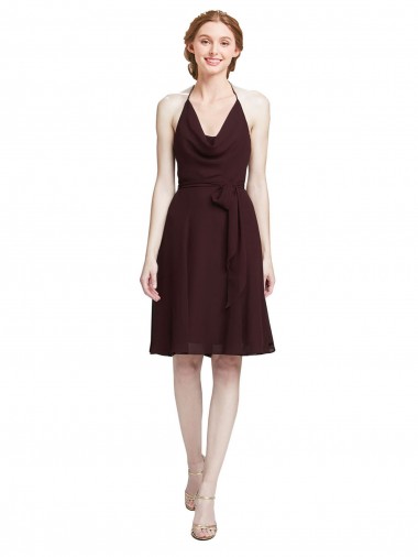Chiffon Comprimento Joelho Alças finas Linha A Vestidos de Madrinha / Vestidos de Cocktail / Vestidos de Homecoming em Promoção