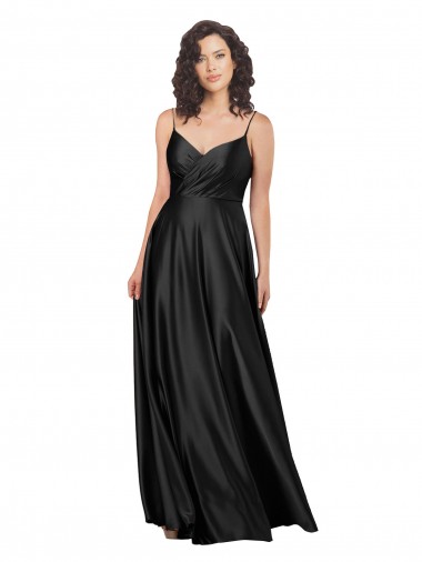 Cetim Sedoso Lombar Comprimento Chão Decote V Linha A Vestidos de Madrinha / Vestidos de Noite / Vestidos de Festa em Promoção