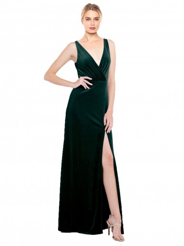 Veludo Elástico Costas em V Comprimento Chão Decote V Linha A Verde Escuro Vestidos de Madrinha / Vestidos de Noite / Vestidos de Festa em Promoção